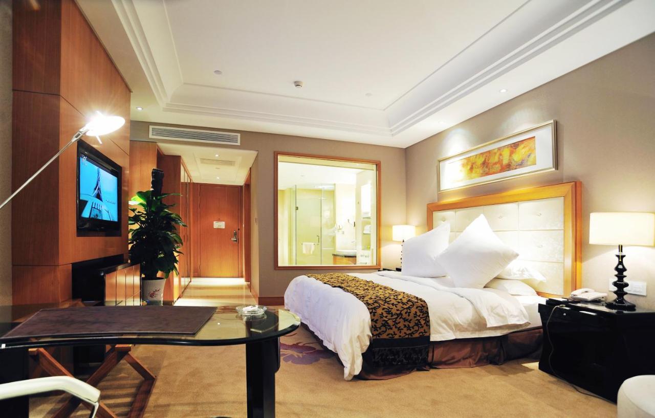 Wyndham Xinyang Downtown Otel Dış mekan fotoğraf